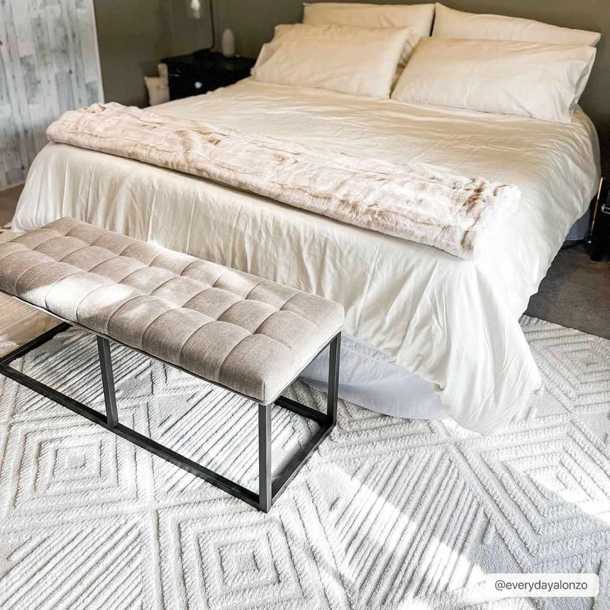 Manyas 3D Bone Area Rug with Tassels