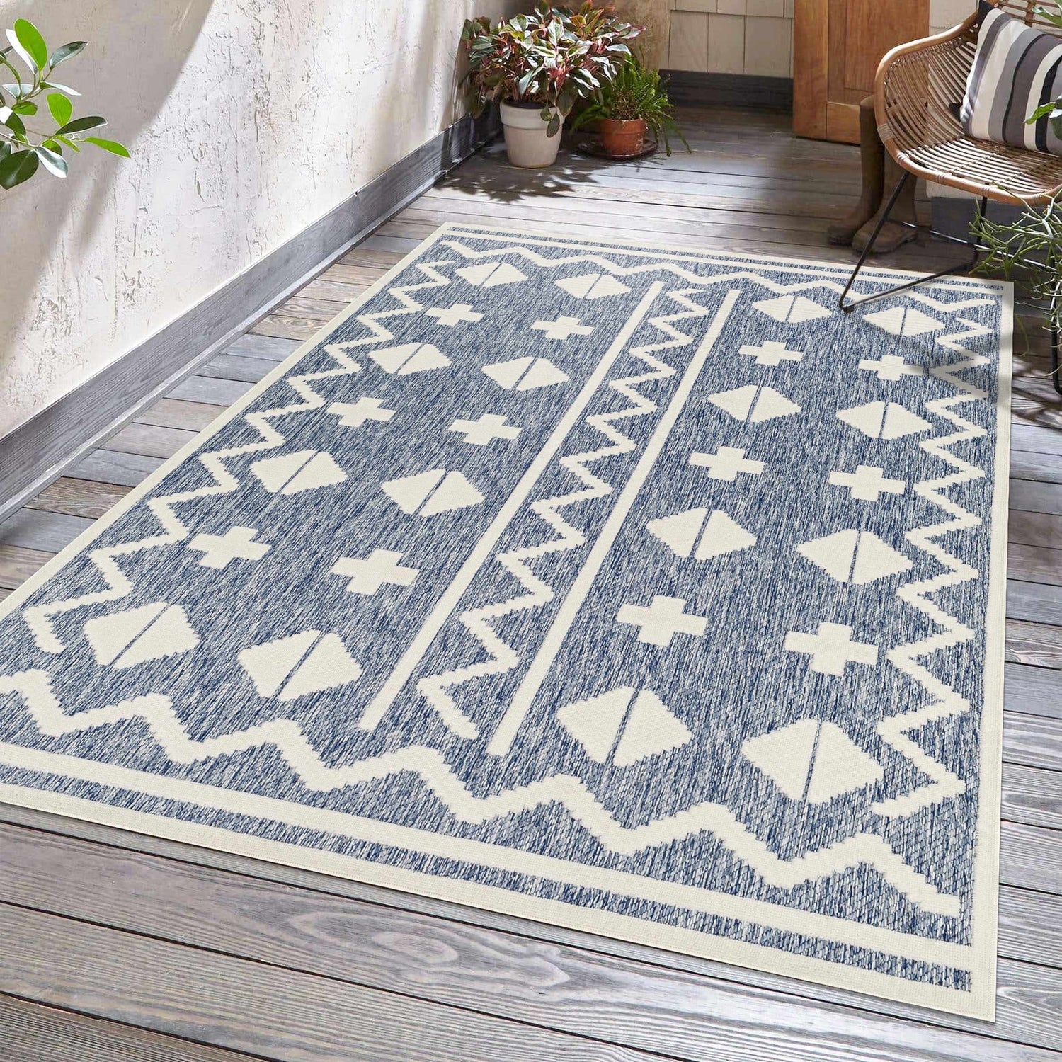 Elio Blue Outdoor Rug - Clearance