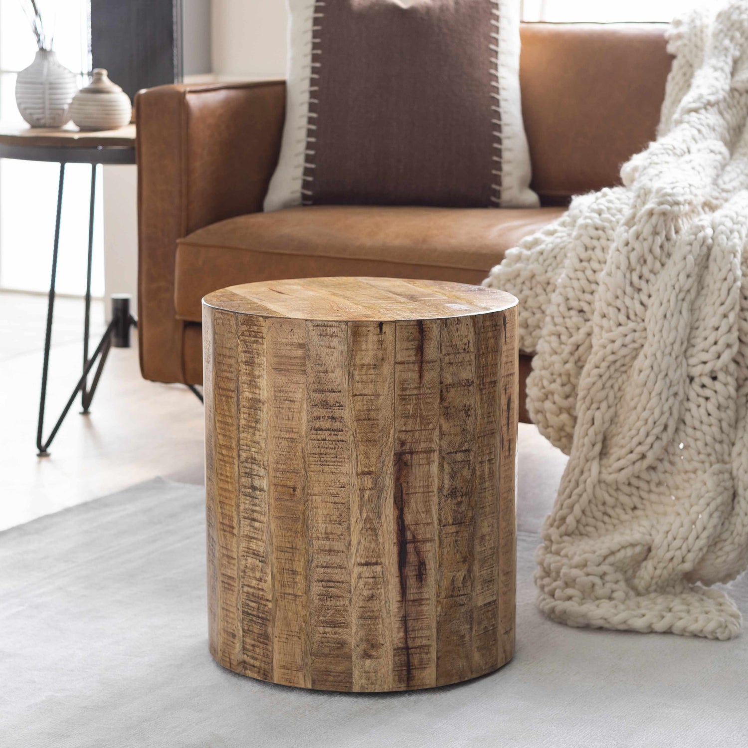 Bungsuan Natural Wood End Table with wheels