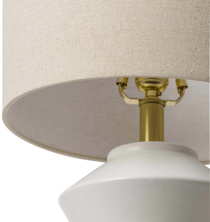 Coxquihui White Table Lamp