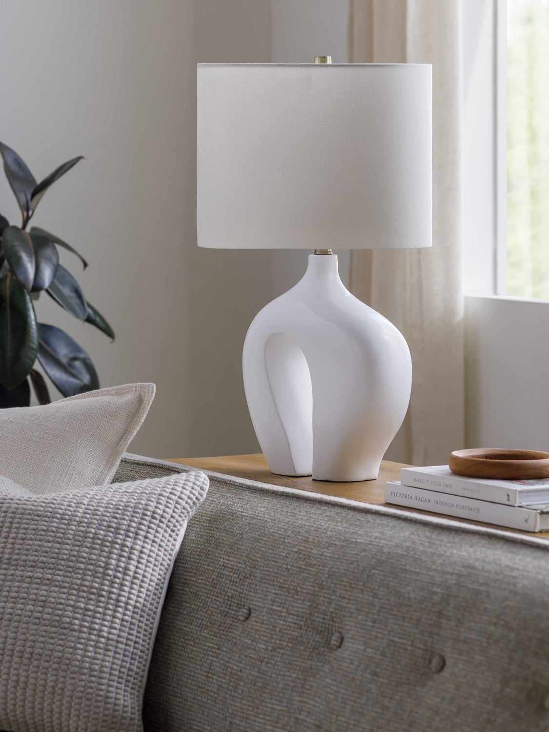 Callejones Table Lamp