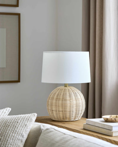 Cicacalco Table Lamp