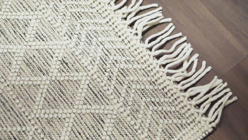 Ramsbury Wool Area Rug