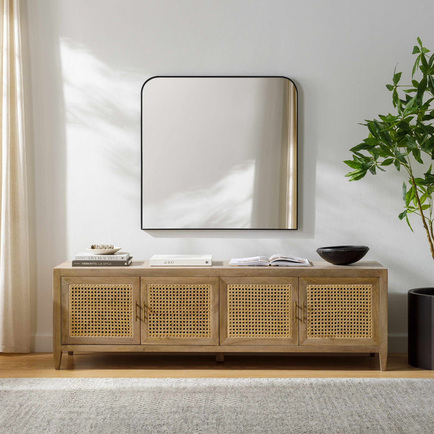 Grimisuat Black Mirror