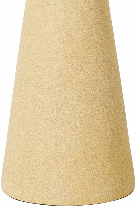 Glamsbjerg Cream Table Lamp