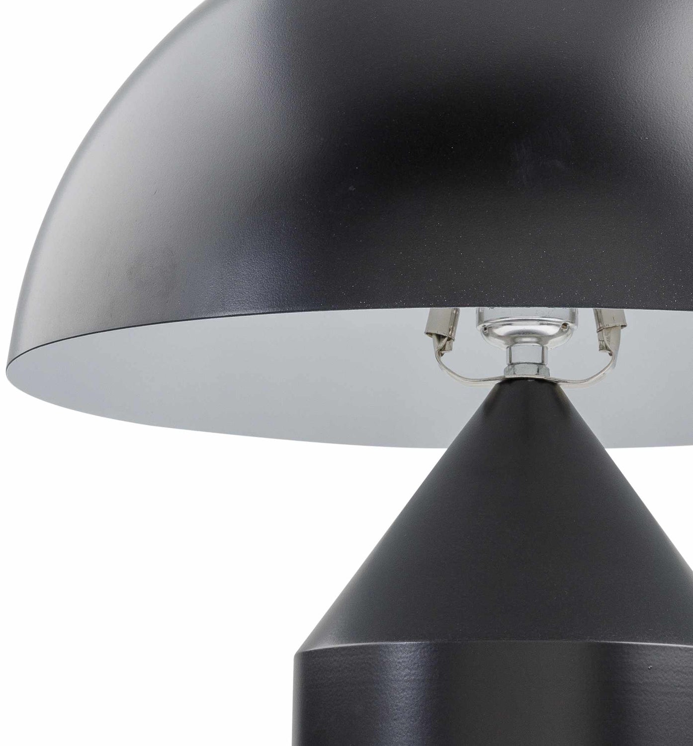 Gorredijk Black Table Lamp
