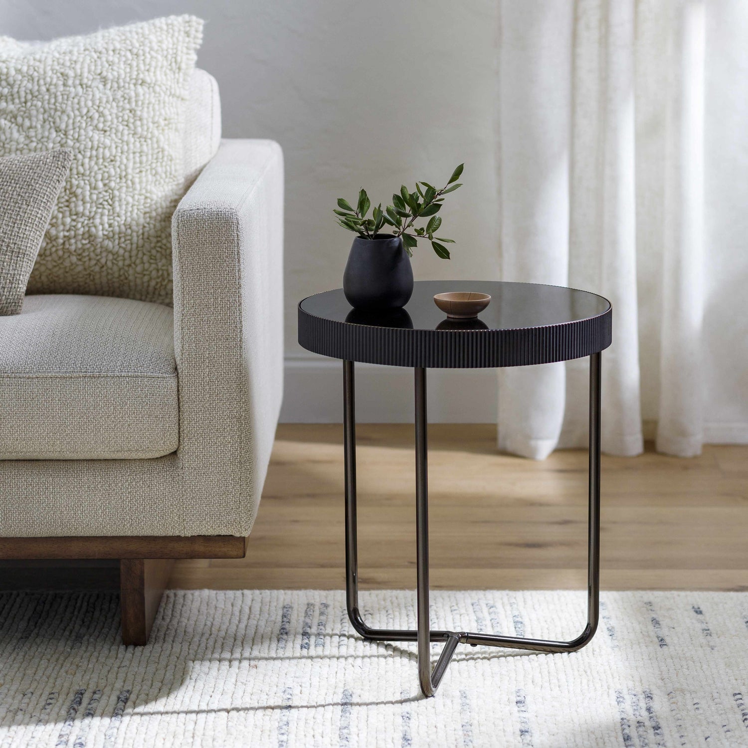 Kunhegyes Black End Table - Clearance