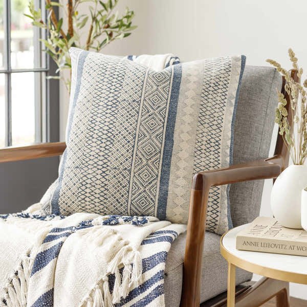 Manogpi Pillow Cover