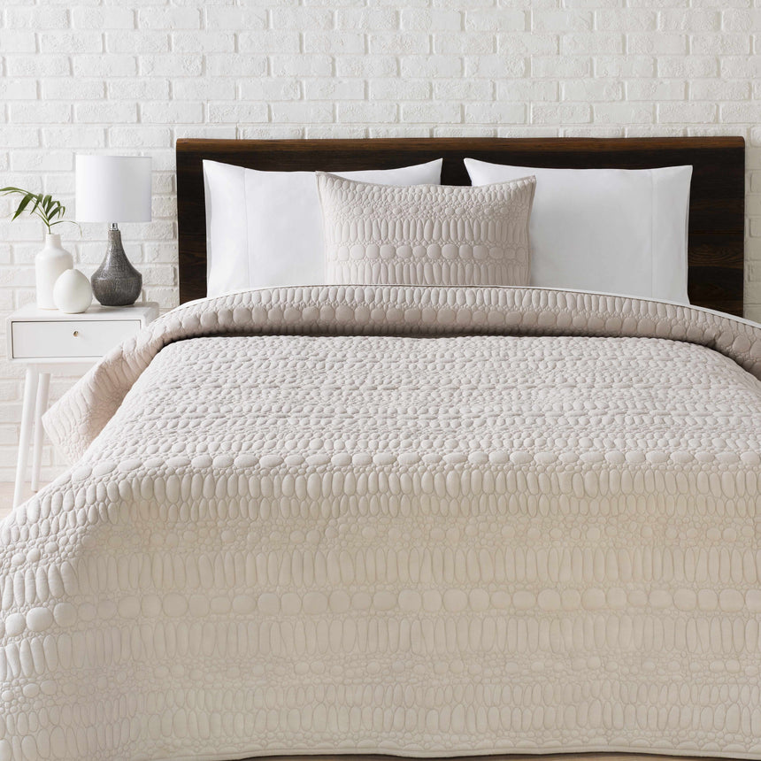 Margos Textured White Bedding