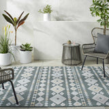 Metta Medium Green Area Rug