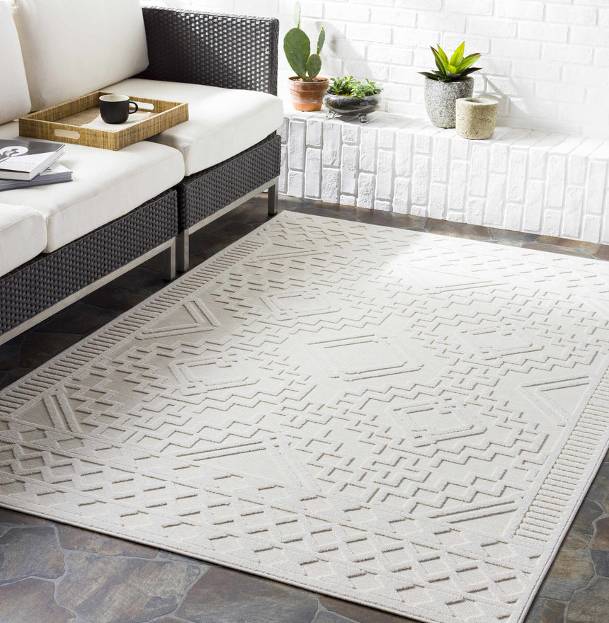 Plumtree 3D White Outdoor Rug