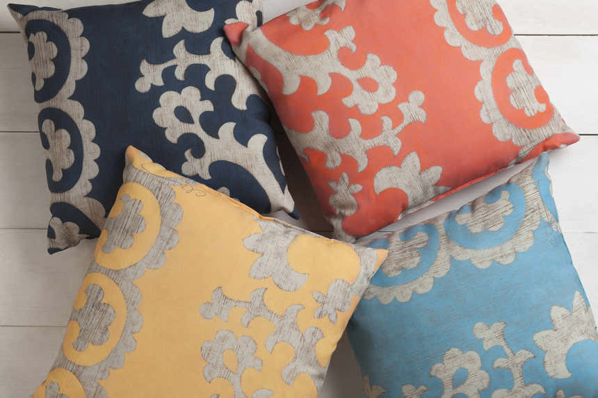 Varto Outdoor Throw Pillow