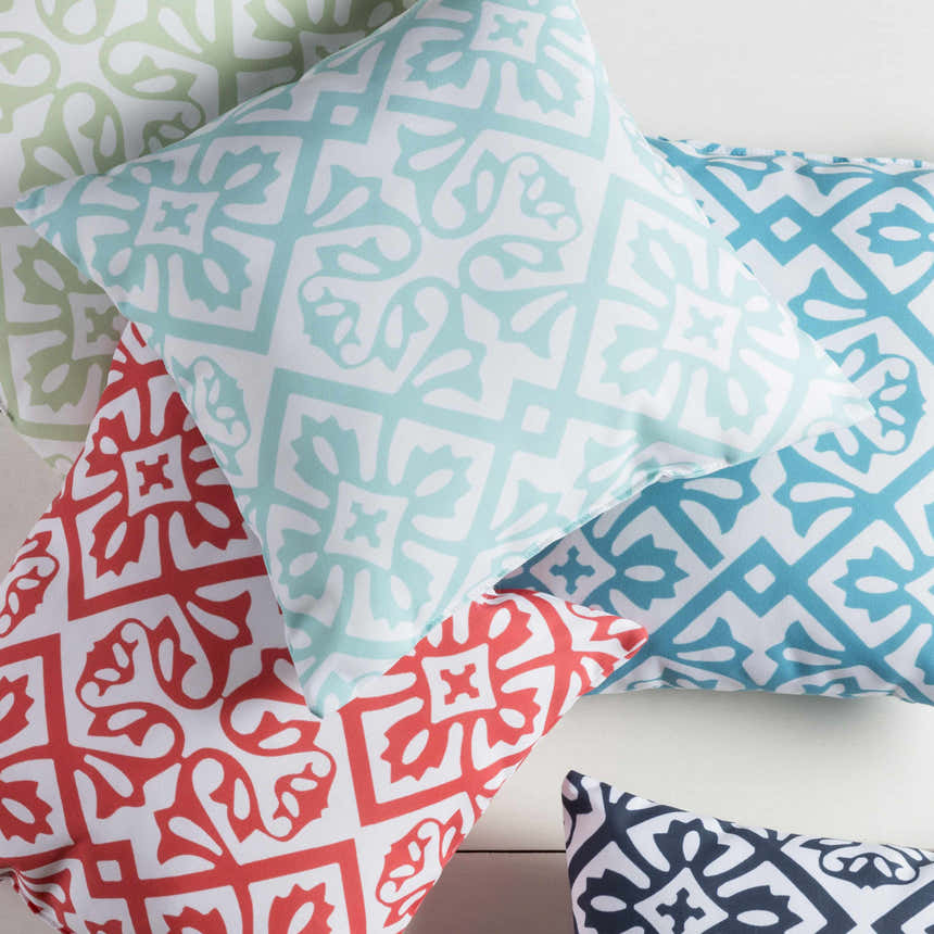 Geyve Orange Geometric Square Outdoor Throw Pillow