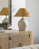 Raireshwar Ceramic Table Lamp