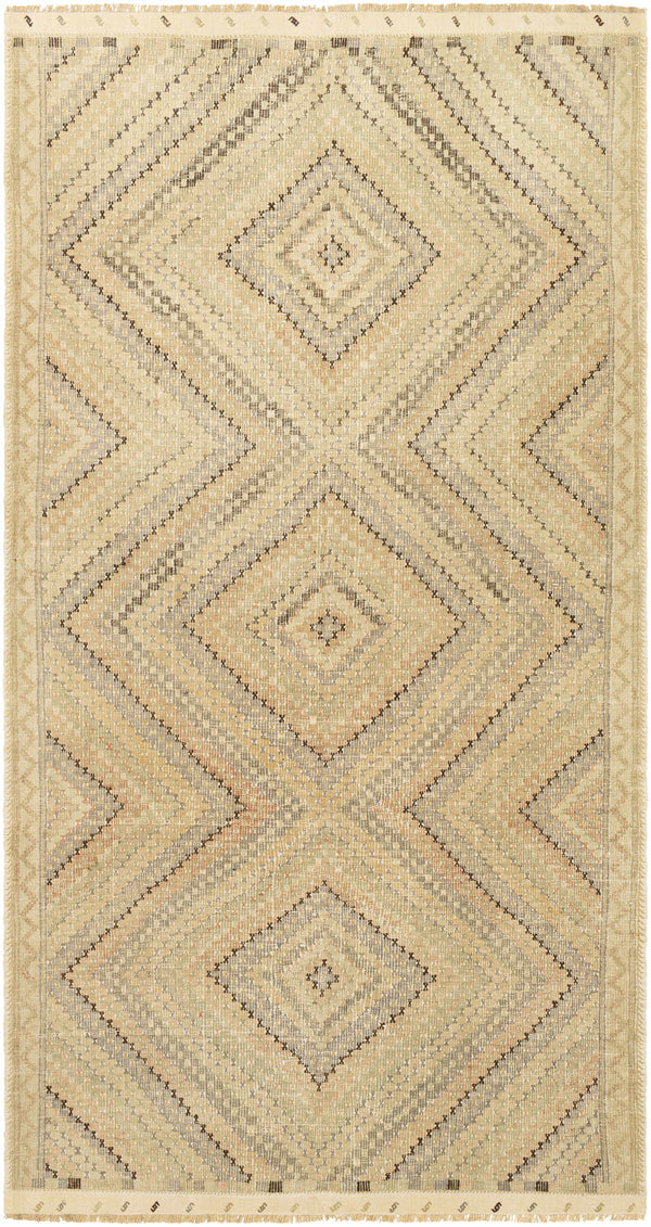 Kinga Area Rug