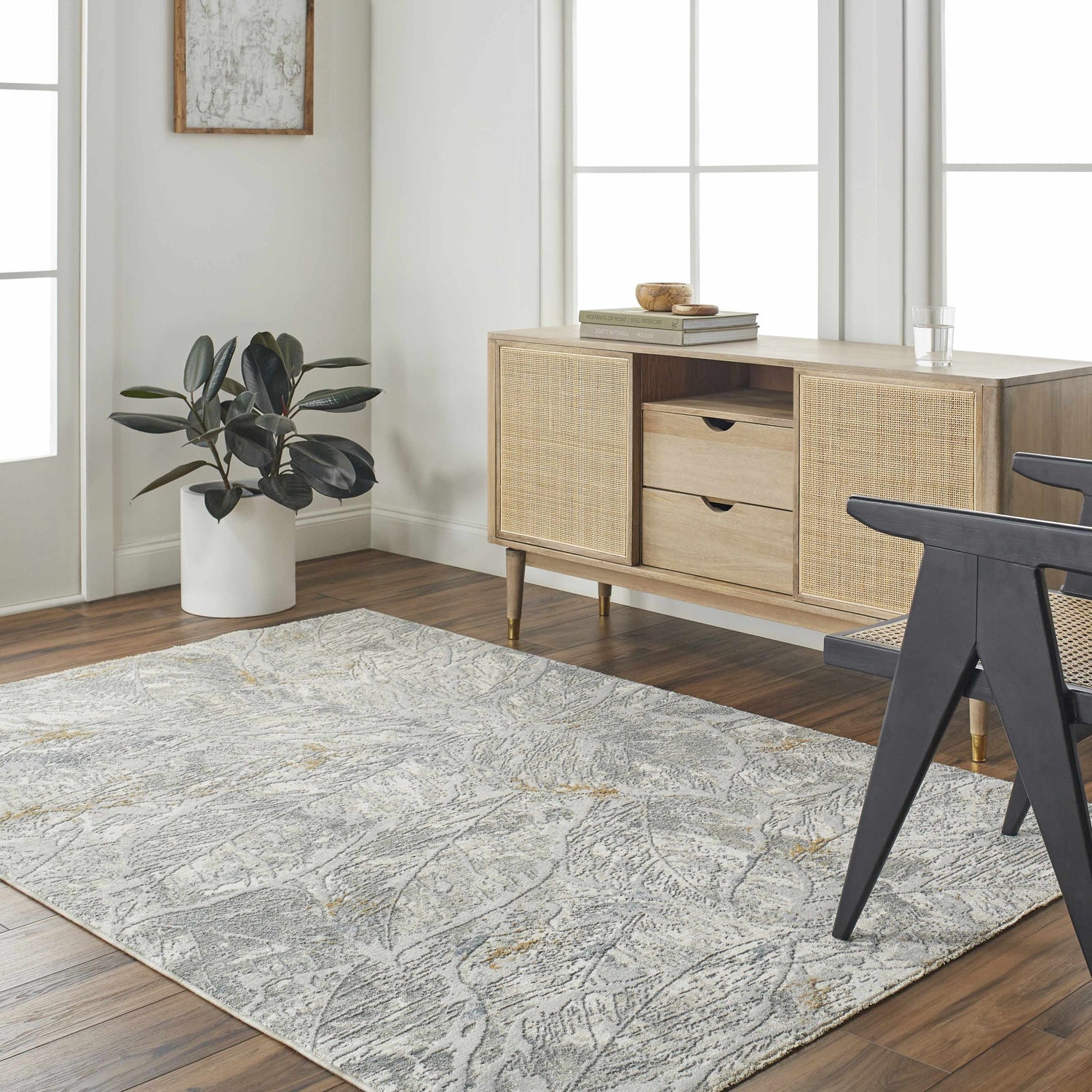 Hinda Textured Rug with Fringes