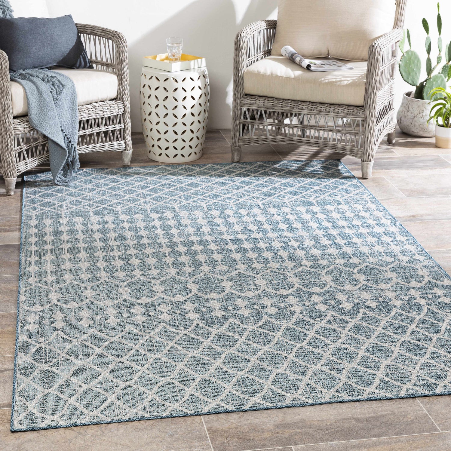 Blue Ivory Summit Indoor & Outdoor Area Rug - Clearance