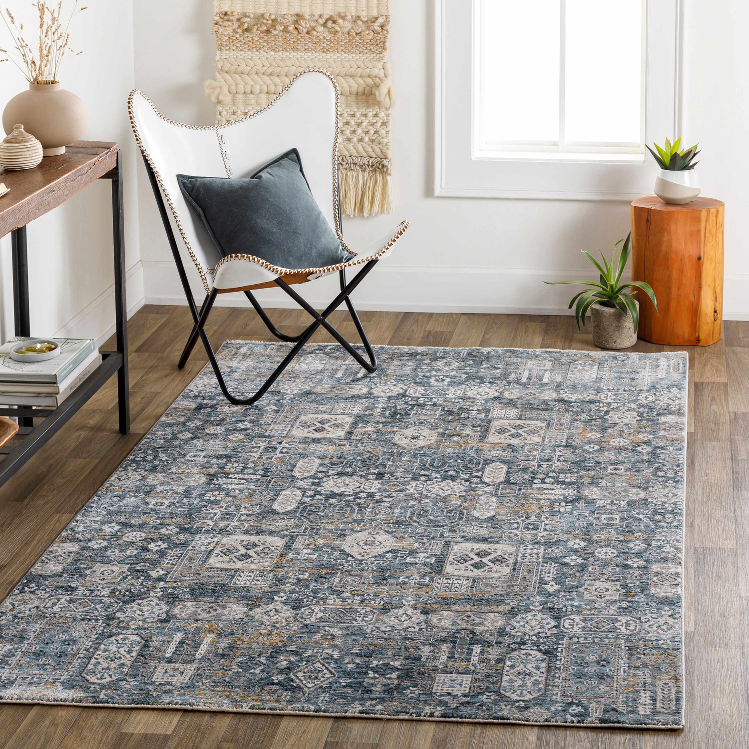Stacyville Luxe Fringe Rug
