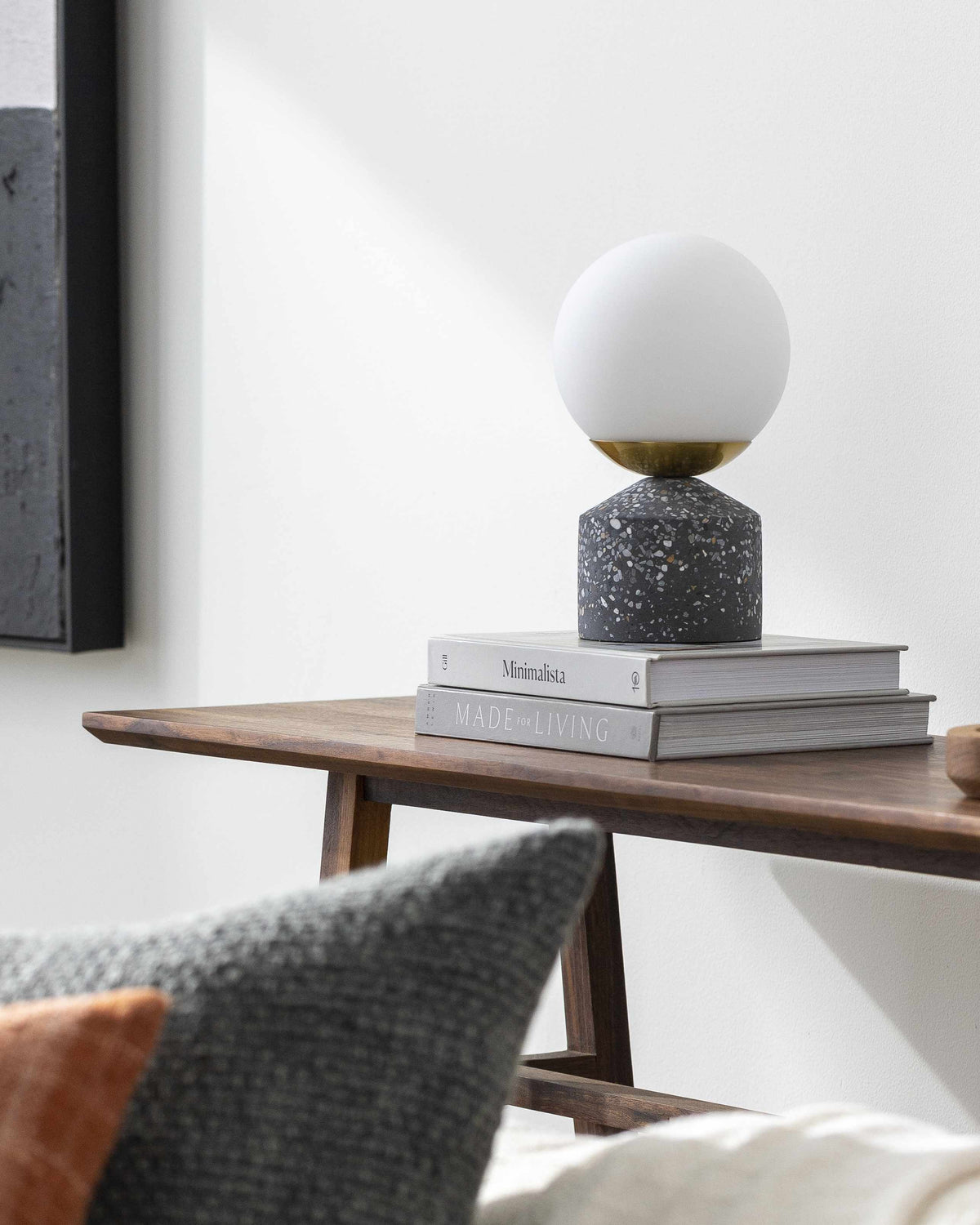 Tiszabura Table Lamp
