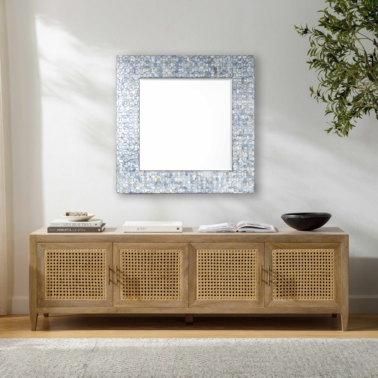 Tacherting Mirror