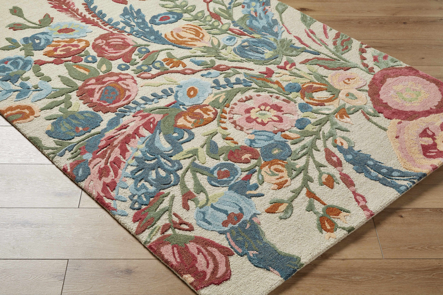 Tuyet Floral Wool Area Rug